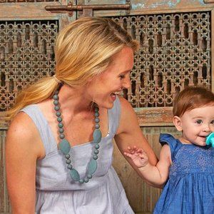 Nuby | Gray Teething Trends Silicone Teething Necklace